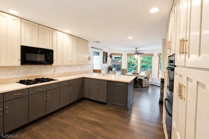 4 Davenport Rd Rockaway, NJ 07435