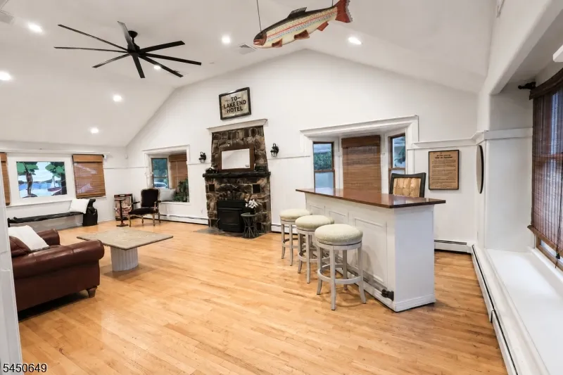 4 Davenport Rd Rockaway, NJ 07435