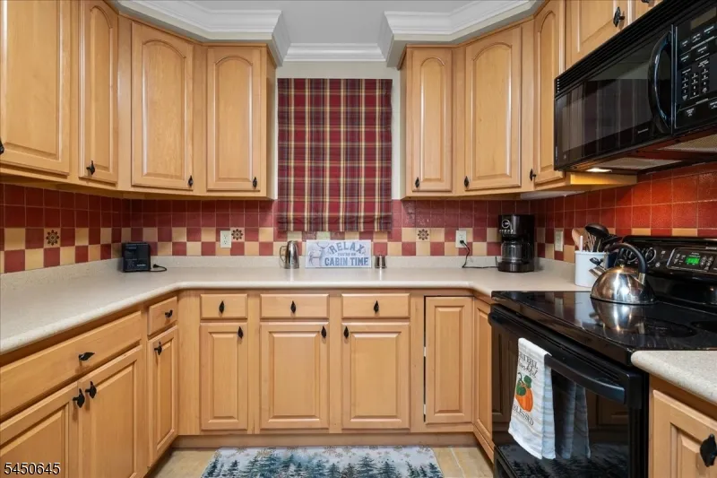 8 Maple Cres unit 21 #21 Unit 21 Vernon, NJ 07462