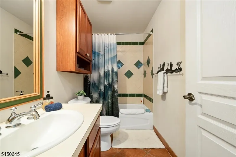 8 Maple Cres unit 21 #21 Unit 21 Vernon, NJ 07462