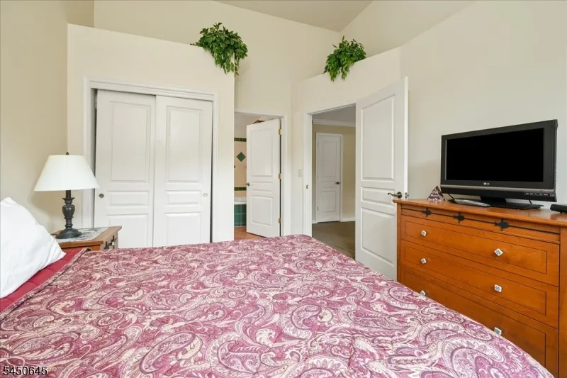 8 Maple Cres unit 21 #21 Unit 21 Vernon, NJ 07462