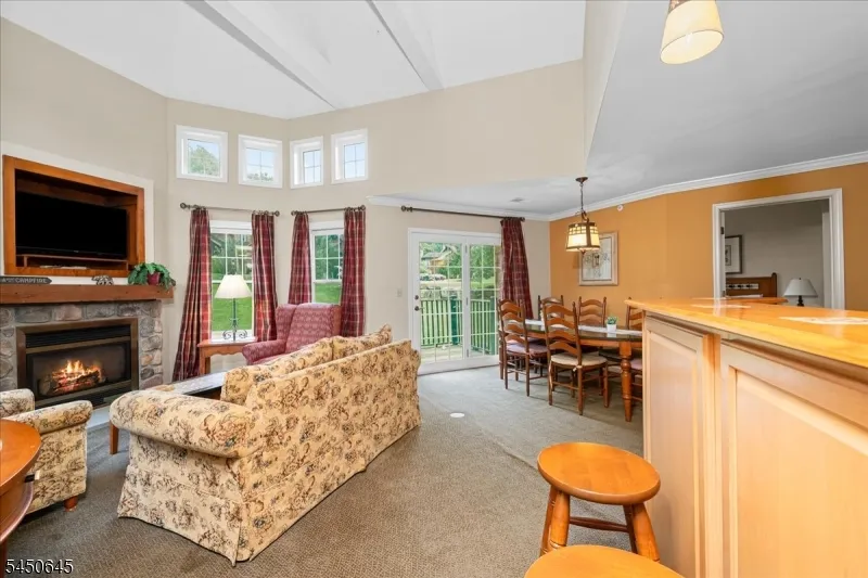 8 Maple Cres unit 21 #21 Unit 21 Vernon, NJ 07462