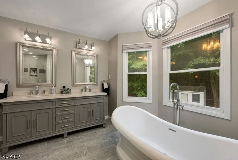 15 Crescent Ridge Rd Rockaway, NJ 07005