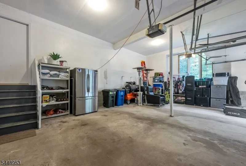15 Crescent Ridge Rd Rockaway, NJ 07005