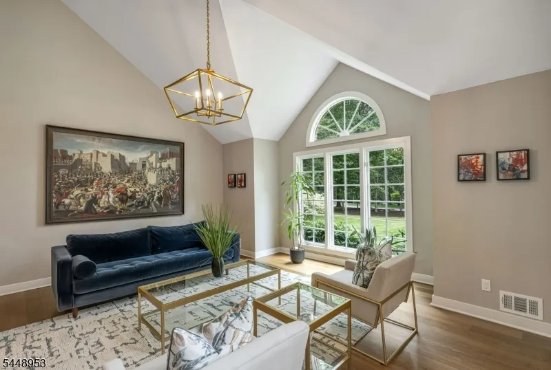 15 Crescent Ridge Rd Rockaway, NJ 07005
