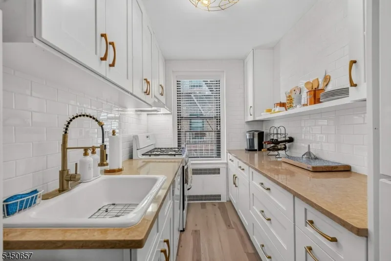 100 Prospect Ave #4E Unit 4E Hackensack City, NJ 07601