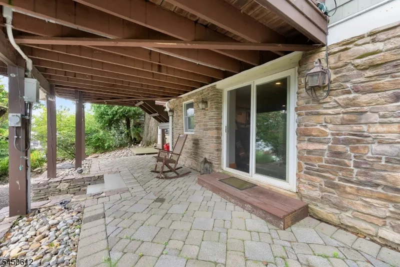 257 Lakeside Blvd Hopatcong, NJ 07843