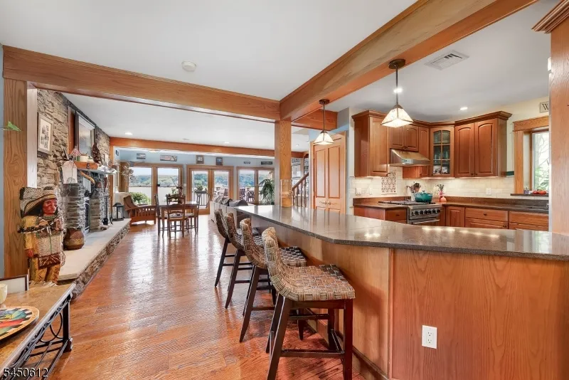 257 Lakeside Blvd Hopatcong, NJ 07843