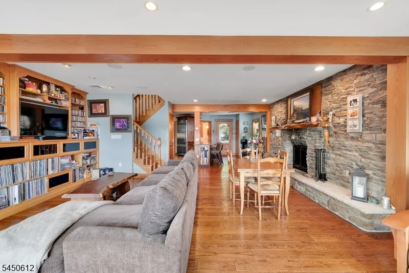 257 Lakeside Blvd Hopatcong, NJ 07843