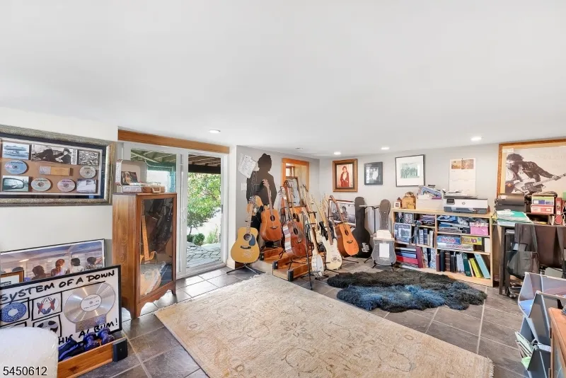 257 Lakeside Blvd Hopatcong, NJ 07843