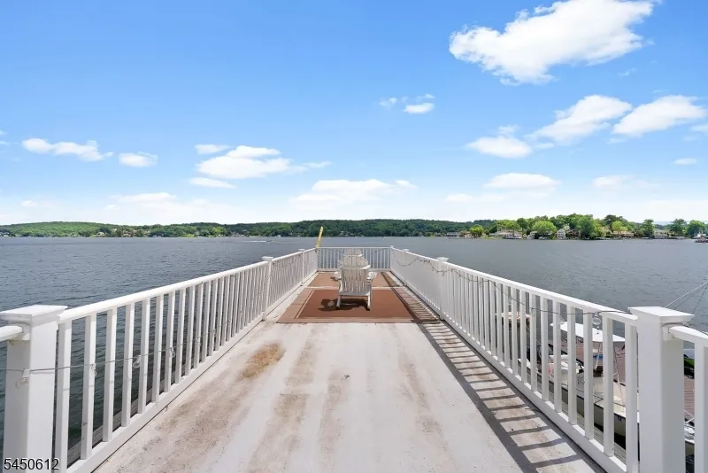 257 Lakeside Blvd Hopatcong, NJ 07843
