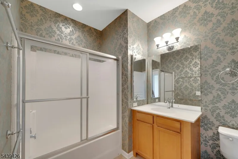 2202 Warrens Way #2202 Unit 2202 Wanaque, NJ 07465