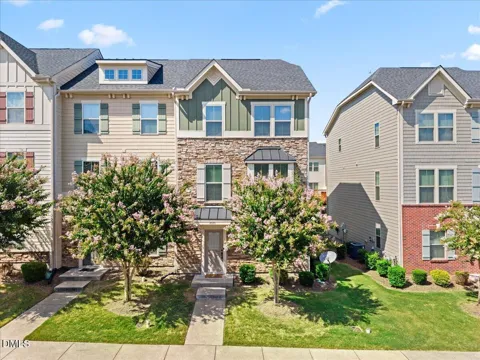 2020 Old Chapman Drive