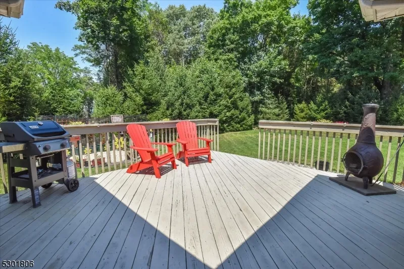 39 Circle Ave Wayne, NJ 07470