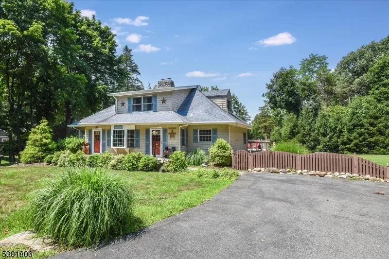 39 Circle Ave Wayne, NJ 07470
