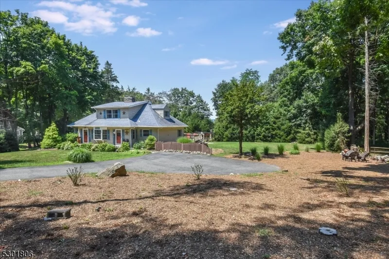 39 Circle Ave Wayne, NJ 07470