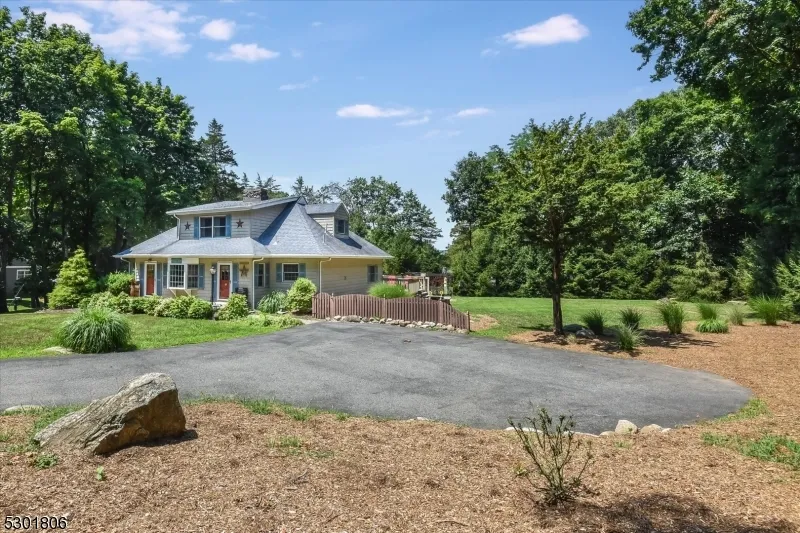39 Circle Ave Wayne, NJ 07470