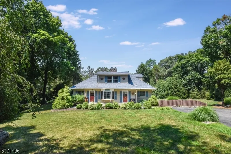 39 Circle Ave Wayne, NJ 07470