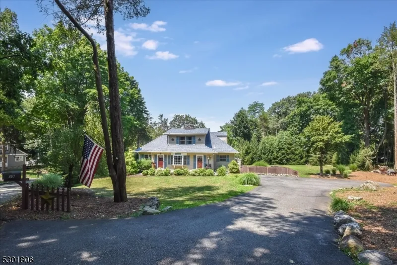 39 Circle Ave Wayne, NJ 07470