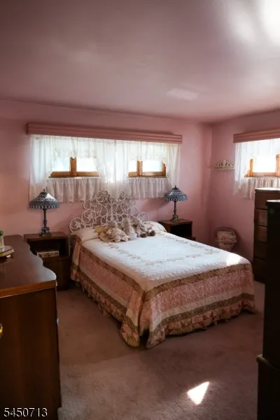 85 Strong St Wallington, NJ 07057