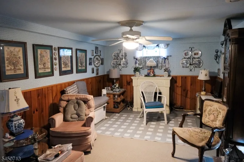 85 Strong St Wallington, NJ 07057