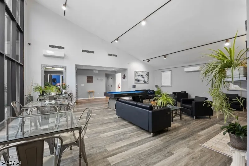 2467 State Route 10 #2B Unit 2B Parsippany-Troy Hills, NJ 07950