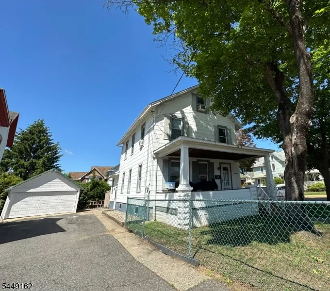 17 N Lincoln Ave Washington, NJ 07882