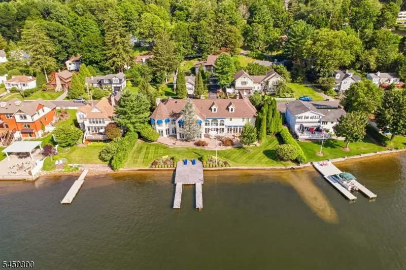 25 Balsam Pkwy Sparta, NJ 07871