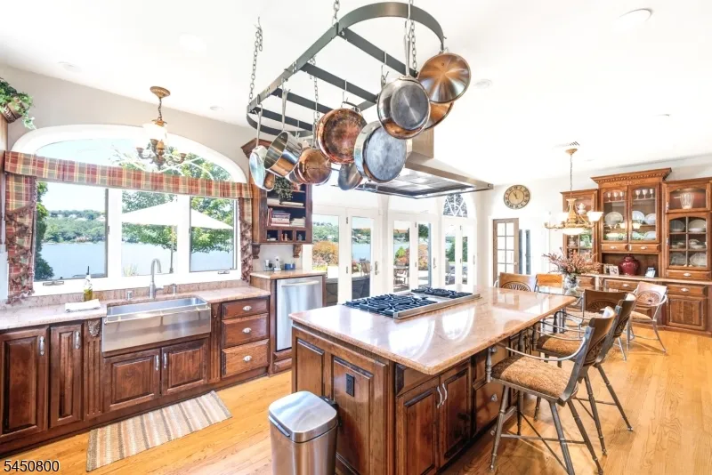 25 Balsam Pkwy Sparta, NJ 07871