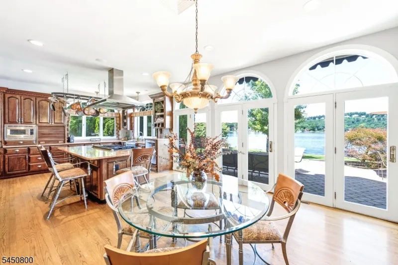 25 Balsam Pkwy Sparta, NJ 07871