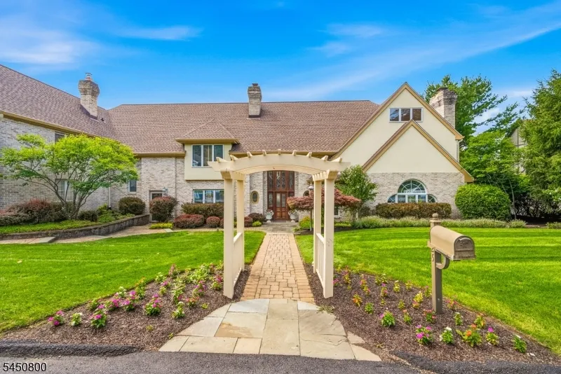 25 Balsam Pkwy Sparta, NJ 07871