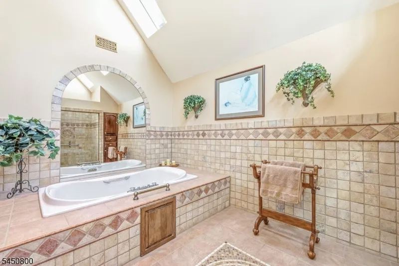 25 Balsam Pkwy Sparta, NJ 07871