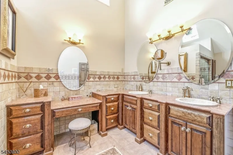 25 Balsam Pkwy Sparta, NJ 07871
