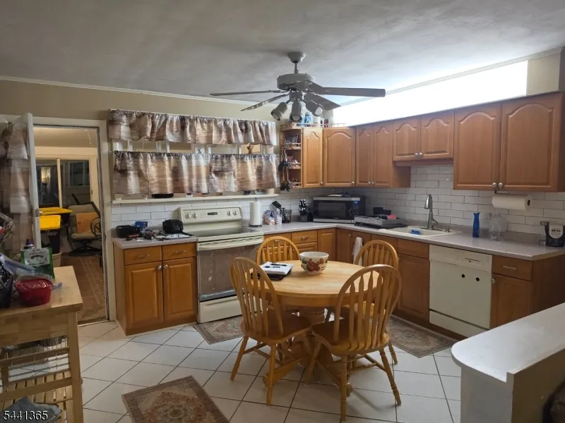 822 Mountain Ave Bridgewater, NJ 08807