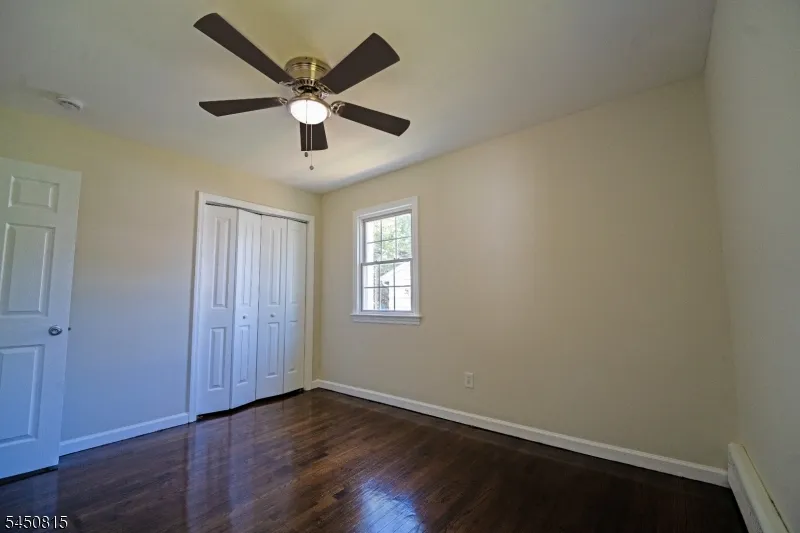 219 Haroldson Pl Pompton Lakes, NJ 07442