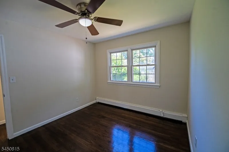 219 Haroldson Pl Pompton Lakes, NJ 07442
