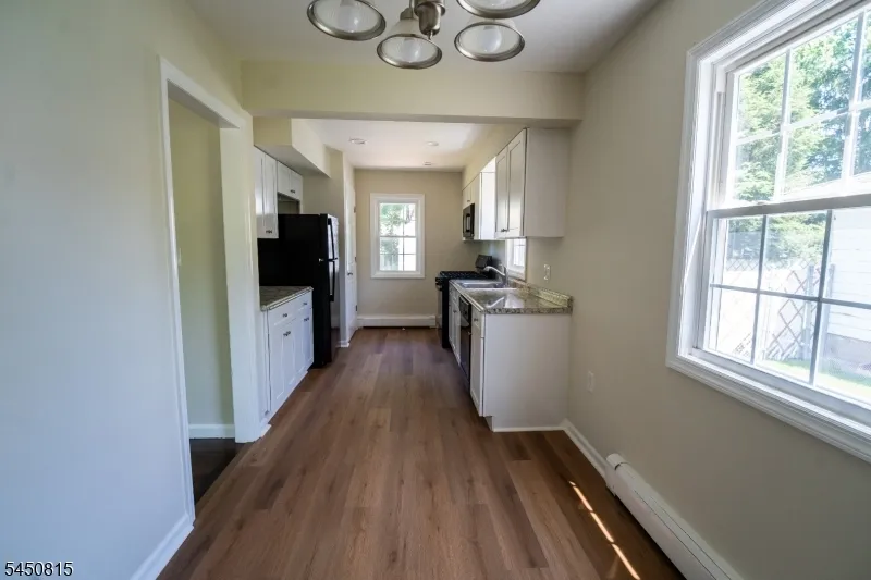 219 Haroldson Pl Pompton Lakes, NJ 07442