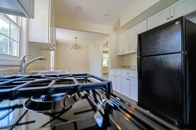 219 Haroldson Pl Pompton Lakes, NJ 07442
