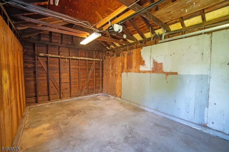 219 Haroldson Pl Pompton Lakes, NJ 07442