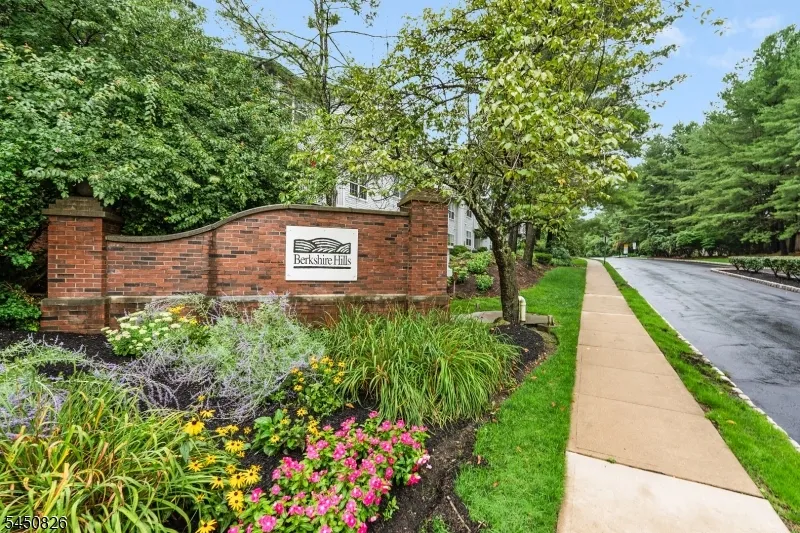205 Sheffield Ct Denville, NJ 07834