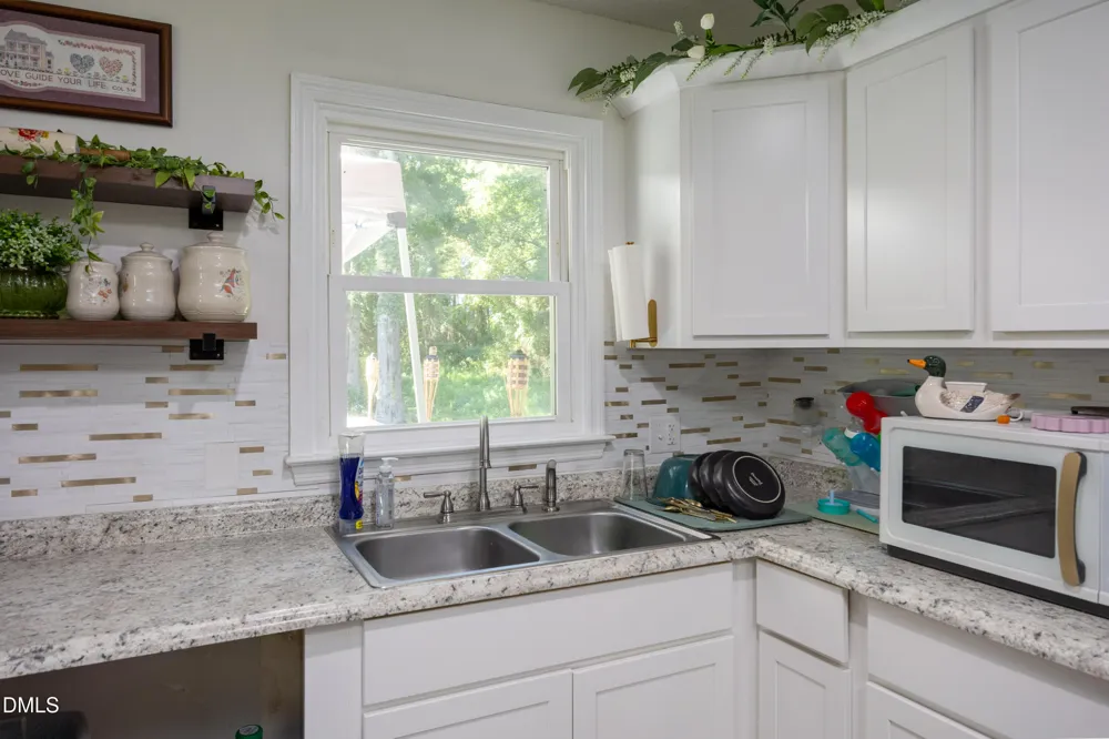 1307 W Pearsall Street Dunn, NC 28334