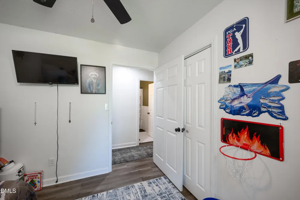 1307 W Pearsall Street Dunn, NC 28334