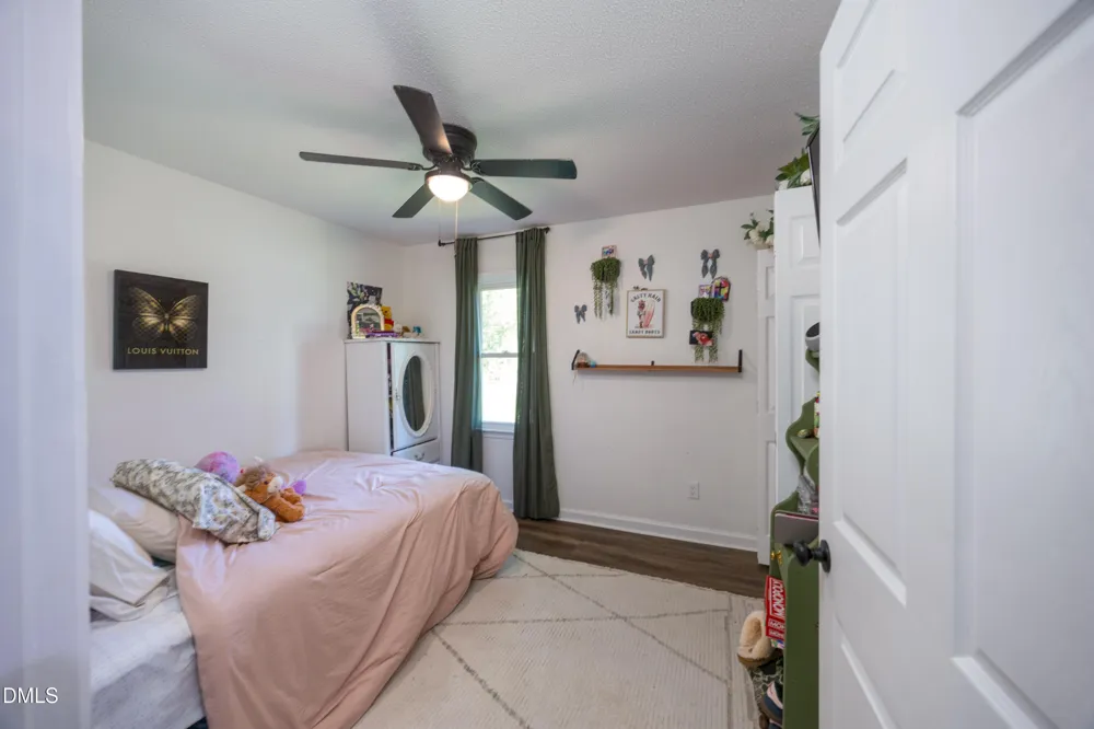 1307 W Pearsall Street Dunn, NC 28334