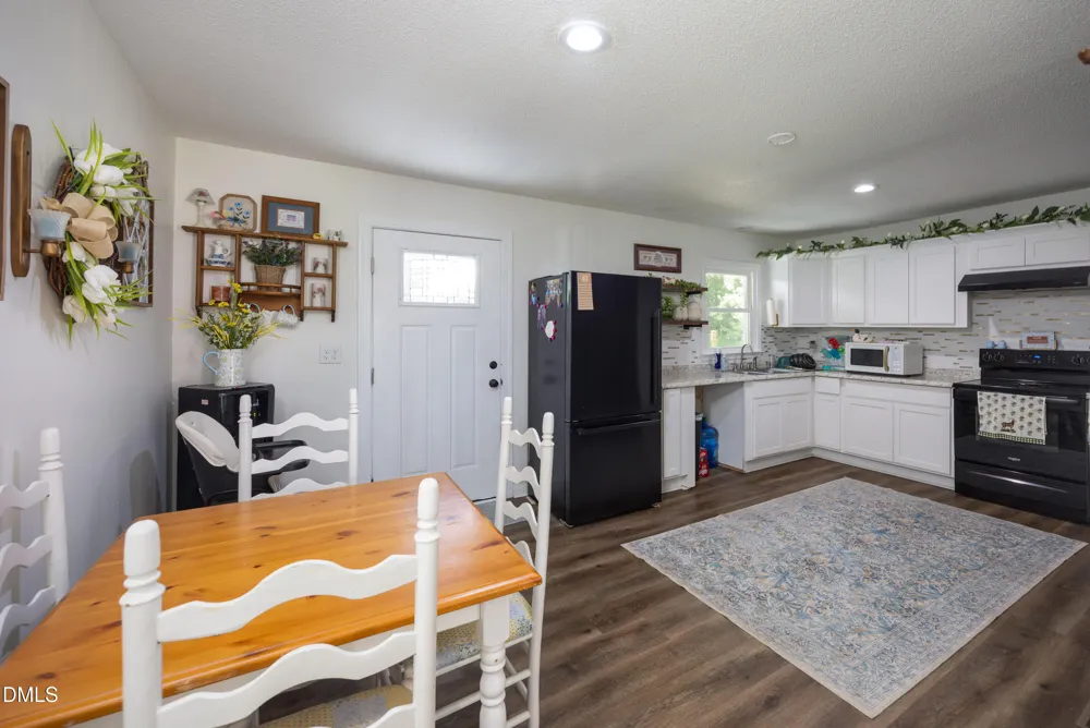 1307 W Pearsall Street Dunn, NC 28334