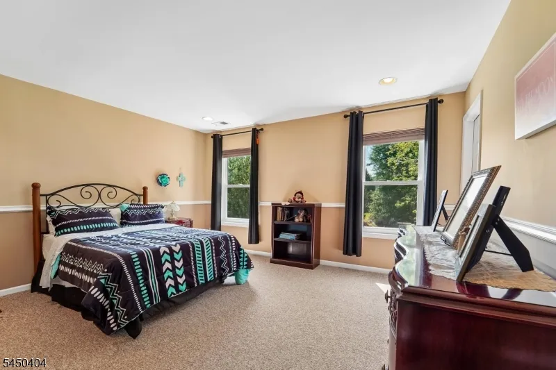 43 Alvin Sloan Ave Washington, NJ 07882