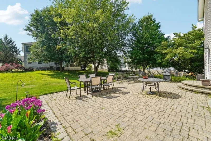 43 Alvin Sloan Ave Washington, NJ 07882