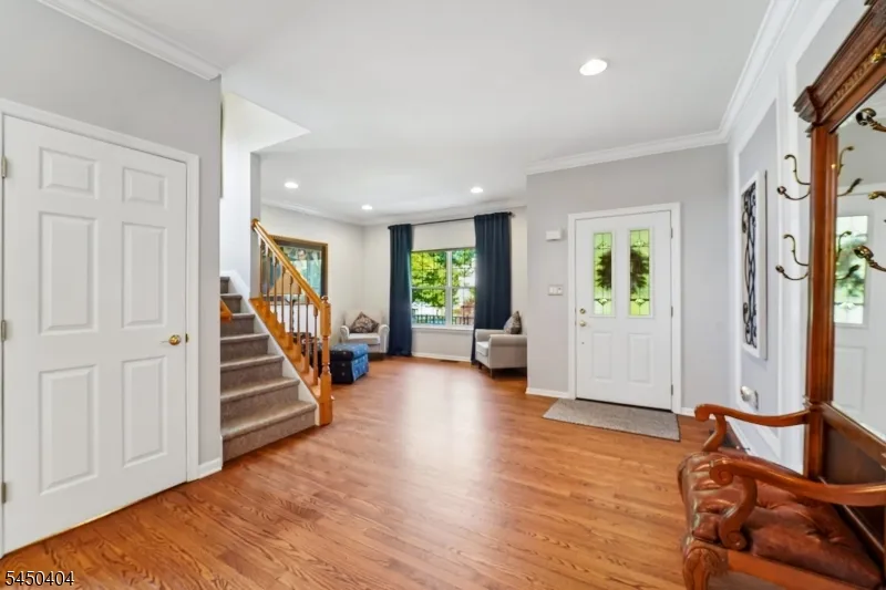 43 Alvin Sloan Ave Washington, NJ 07882