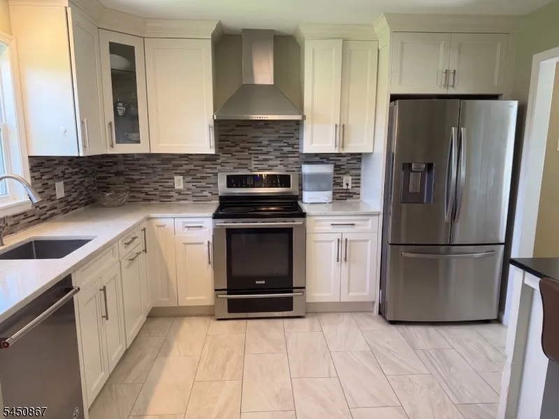 162 Polkville Rd Knowlton, NJ 07832
