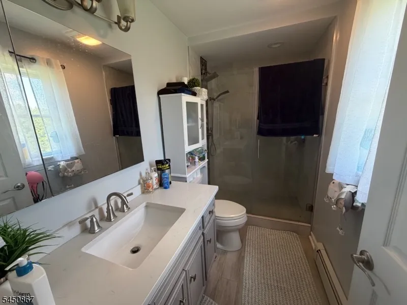 162 Polkville Rd Knowlton, NJ 07832