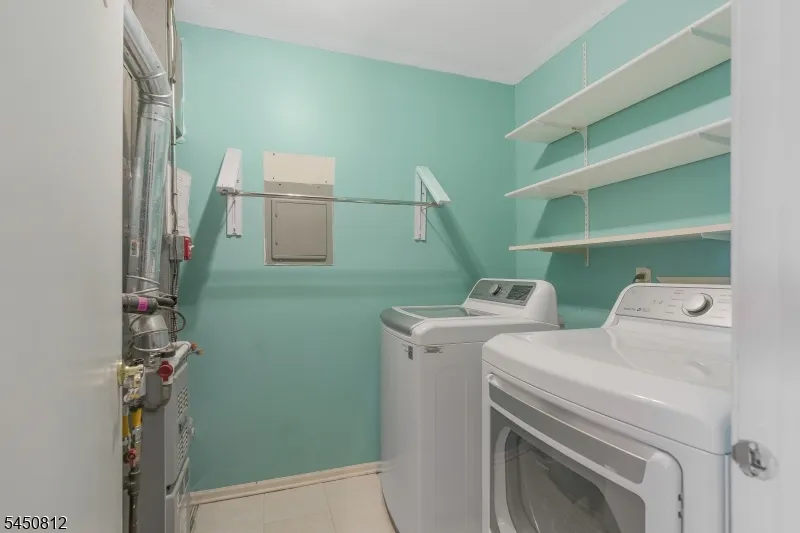 38 Foxhall Middlesex, NJ 08846